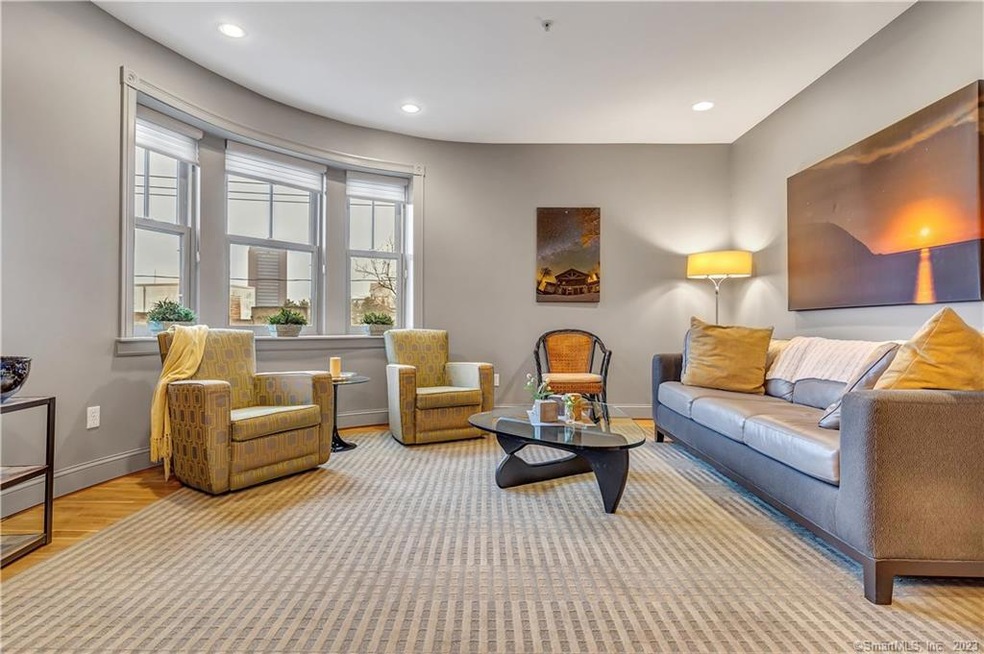 629 Chapel St unit 3B, New Haven, CT 06511 - photo 1