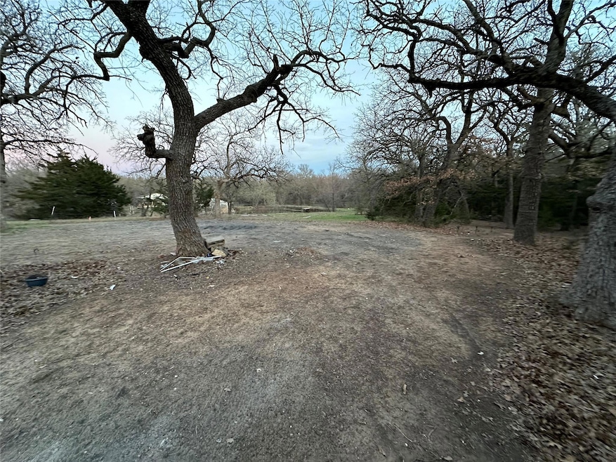 1014 County Road 263, Gainesville, TX 76240 - photo 1