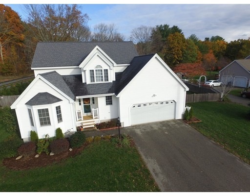 2 Dunvegan Dr, Merrimac, MA 01860 - photo 1