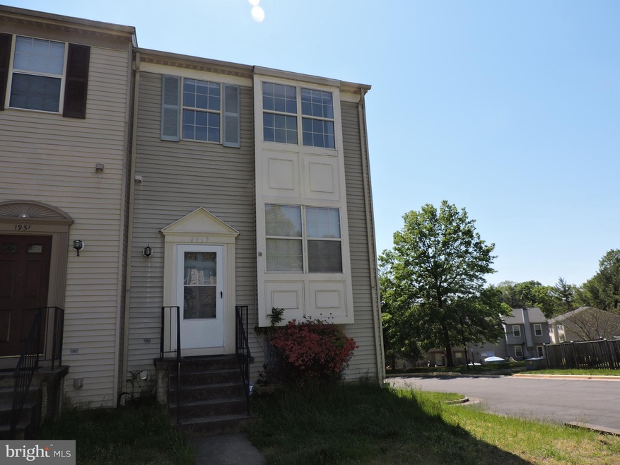 1953 Winslow Ct, Woodbridge, VA 22191 - photo 1