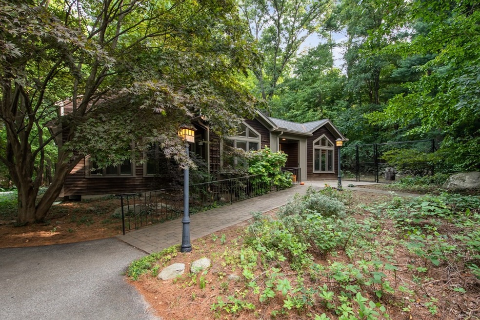 85 West St, Northborough, MA 01532 - photo 1