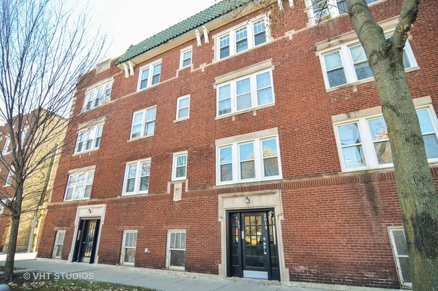 2017 W Argyle St unit 3E, Chicago, IL 60625 - photo 1