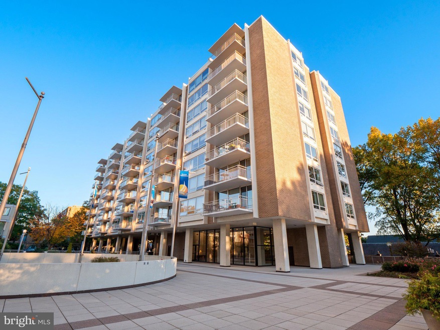 Riverside unit B814, Washington, DC 20024 - photo 1