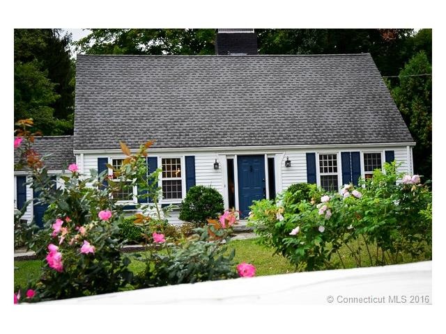 23 Walker Ln, West Hartford, CT 06117 - photo 1