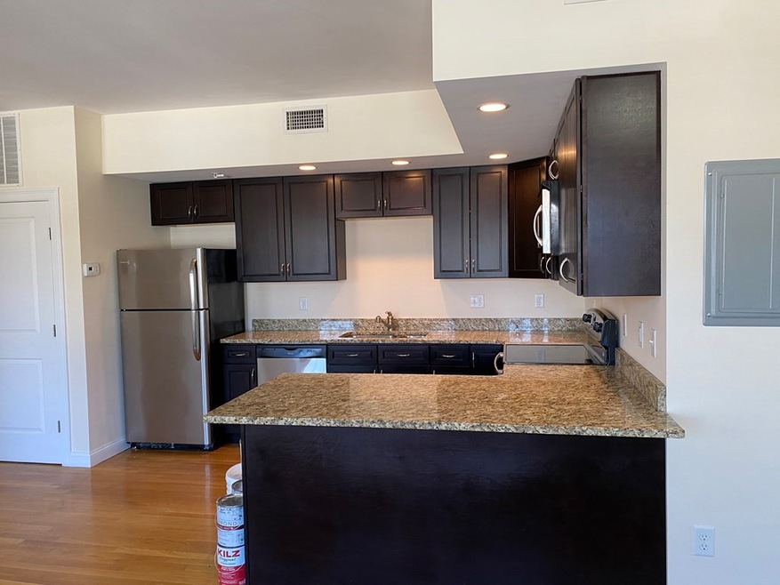 78 Holten St unit 302, Danvers, MA 01923 - photo 1