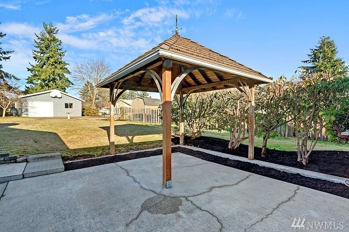 2036 S 230th St, Des Moines, WA 98198 - photo 1