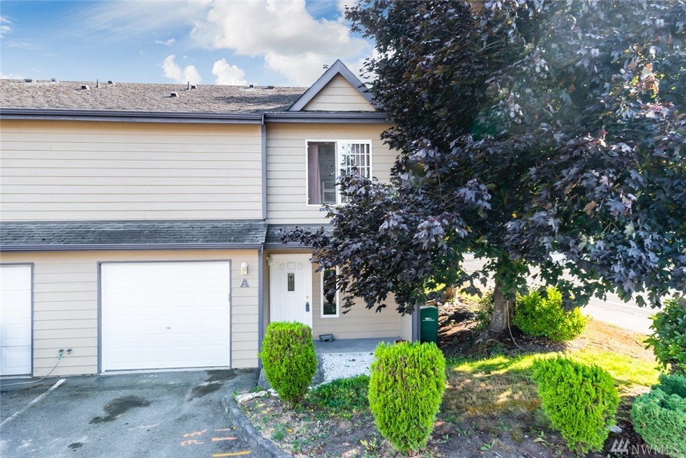 2436 I St NE unit A, Auburn, WA 98002 - photo 1