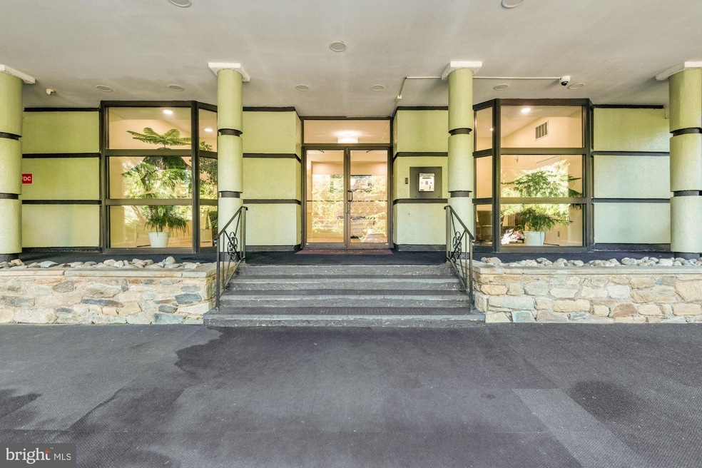 Takoma Phoenix unit 302, Takoma Park, MD 20912 - photo 1