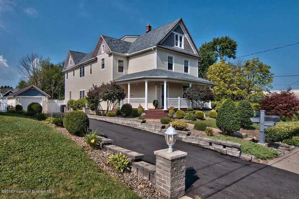 708 Throop St, Dunmore, PA 18512 - photo 1