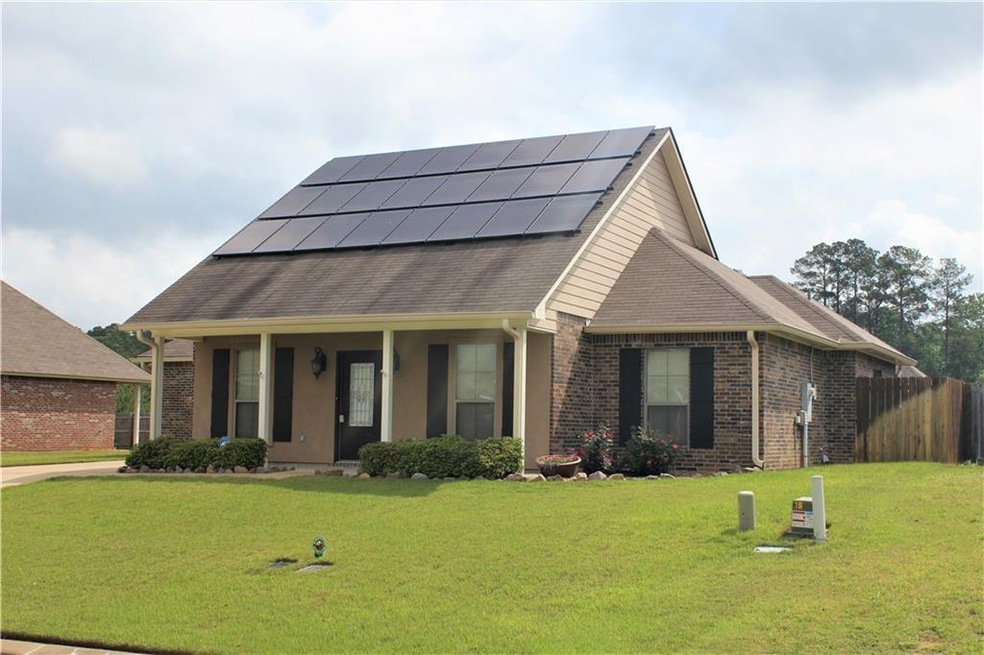 324 Shadow Creek Ave, Pineville, LA 71360 - photo 1