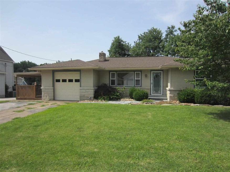 Charming 4 Bedroom, 1.5 bath, Ranch with finished 
