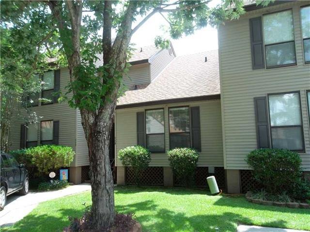 Facade/Exterior Front.