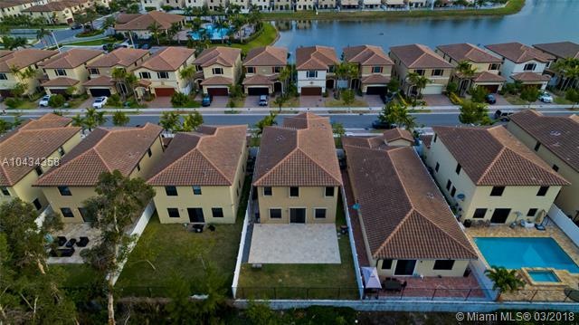 3484 W 86th Terrace, Hialeah, FL 33018 - photo 1