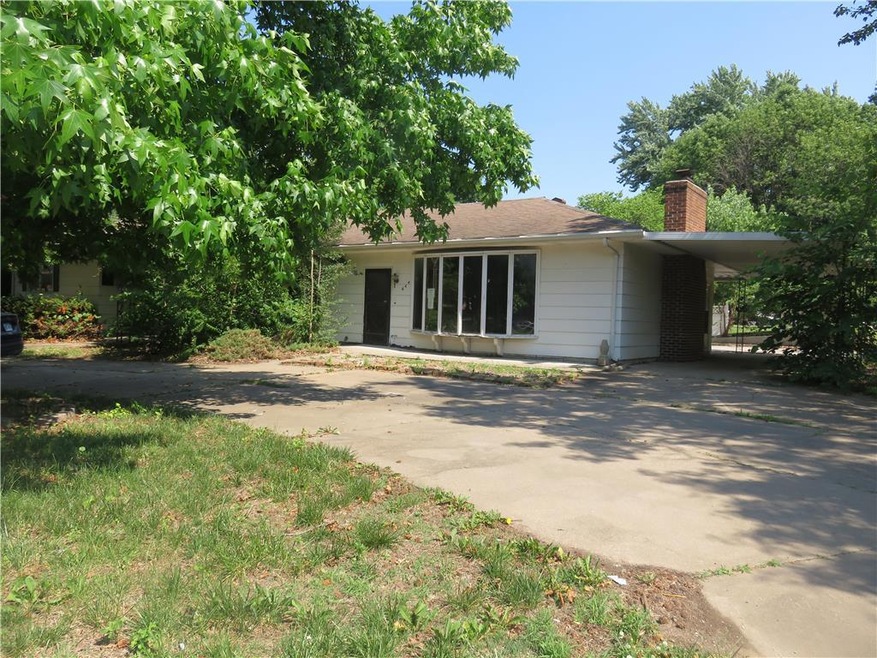 644 Limit St, Leavenworth, KS 66048 MLS HMS2228624