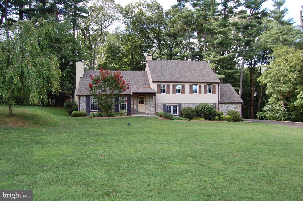 661 Berry Ln, Media, PA 19063 - photo 1