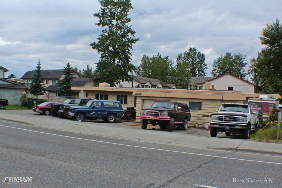 2524 Boniface Pkwy