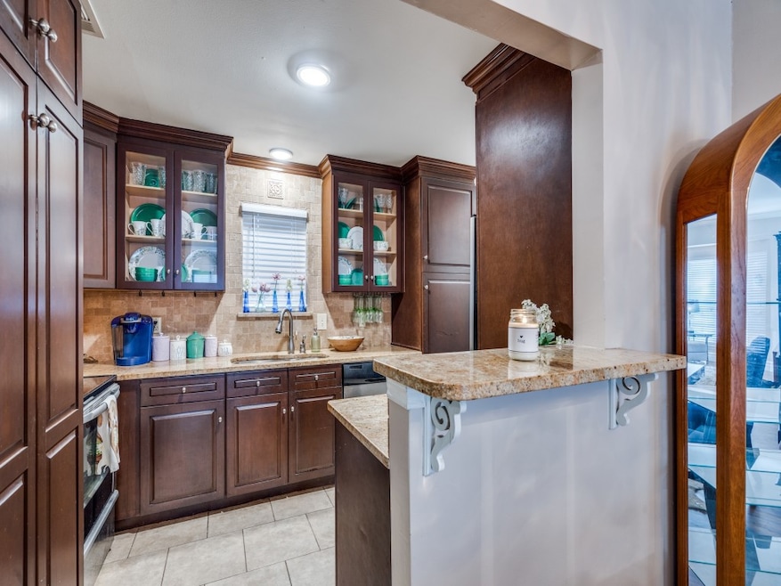 6011 E University Blvd unit 145K, Dallas, TX 75206 - photo 1