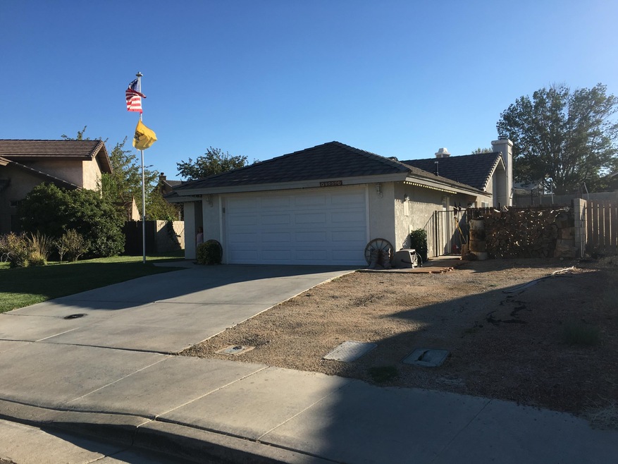 3417 Citrine Ln, Rosamond, CA 93560 - photo 1