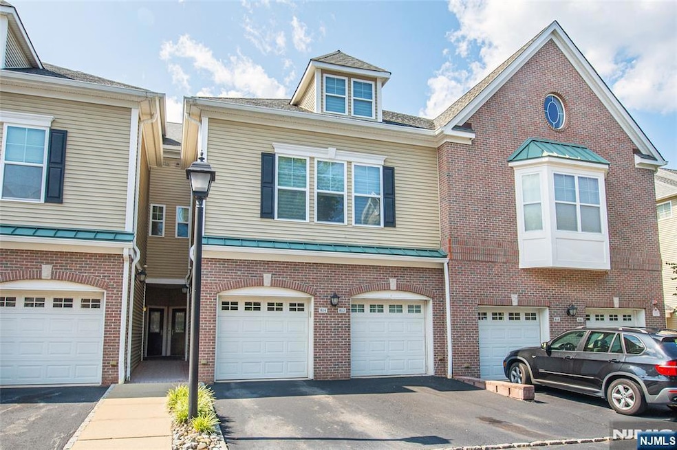 812 River Place, Butler, NJ 07405 - photo 1