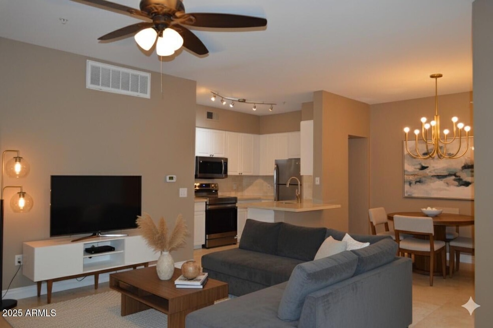 Biltmore Square Apartments unit 416, Phoenix, AZ 85016 - photo 1