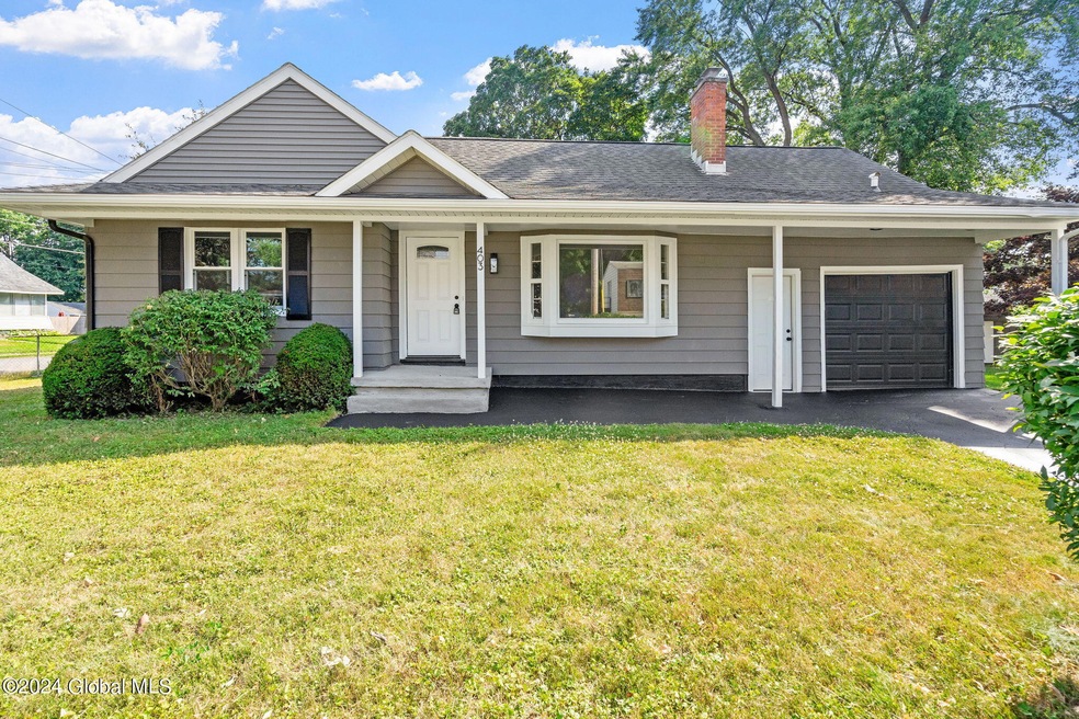 4-web-or-mls-403-charles-st