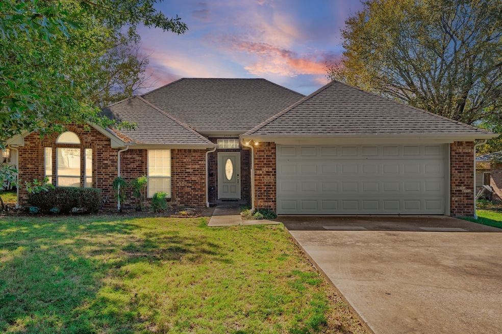 Under Contract $225,000