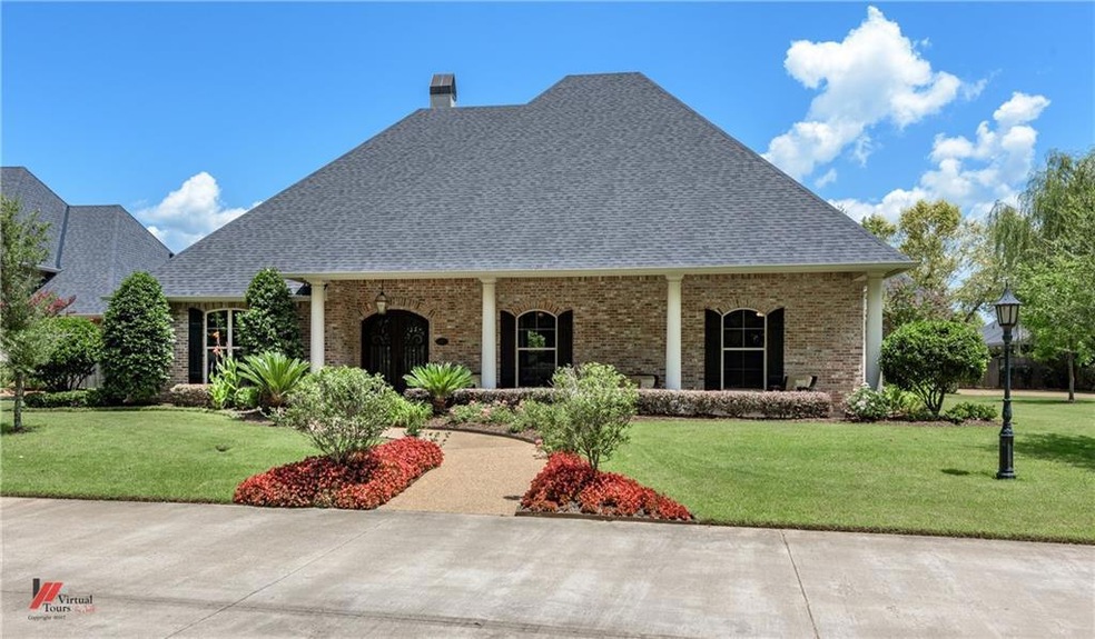 Extraordinary home in The Haven impeccably designe