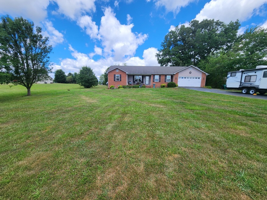 2426 Bowman Loop, Crossville, TN 38571 - photo 1