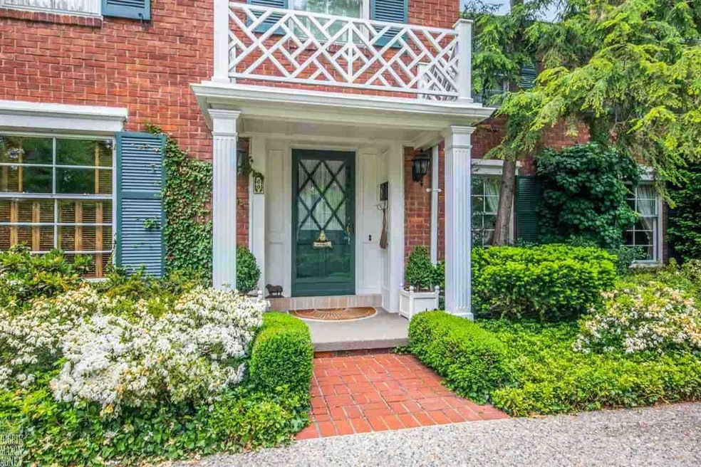 60 N Deeplands Rd, Grosse Pointe Shores, MI 48236 - photo 1