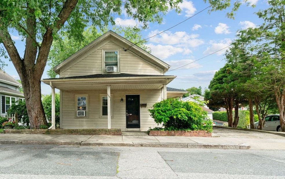 104 Jenckes St, Woonsocket, RI 02895 - photo 1