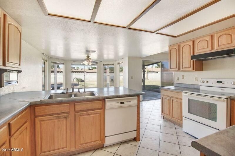 3018-West-Kerry-Lane-Kitchen View