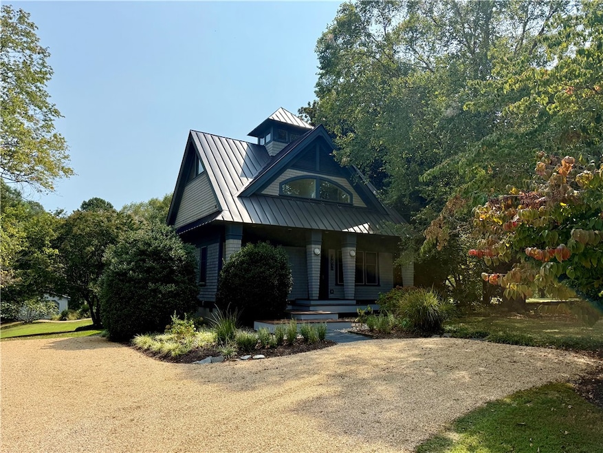 783 King Carter Dr, Irvington, VA 22480 - photo 1