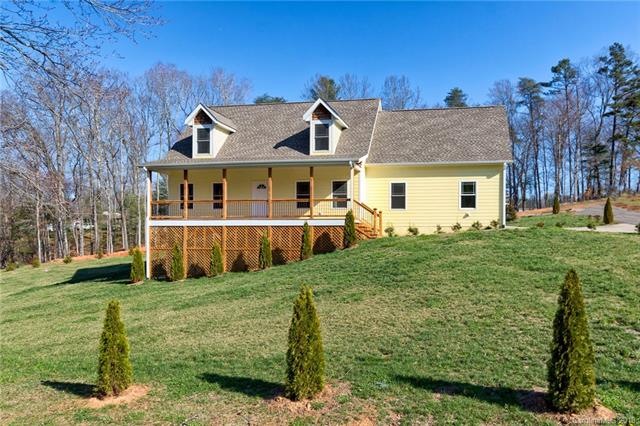 Beautiful Cape-Cod-Style New Construction with Mou