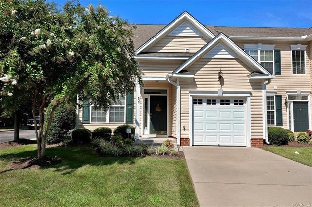Welcome to 532 Scotter Hills Lane - gorgeous end u