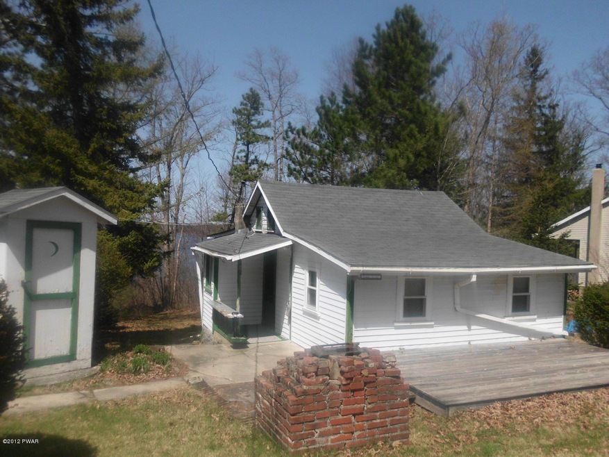 157 Pecks Pond Rd, Dingmans Ferry, PA 18328 - photo 1