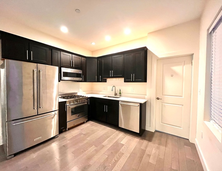 51 Pitman St unit 2, Somerville, MA 02143 - photo 1