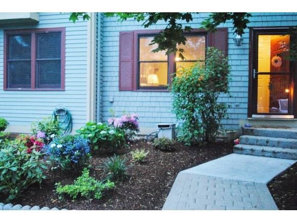 140 Bartemus Trail unit U79, Nashua, NH 03063 - photo 1