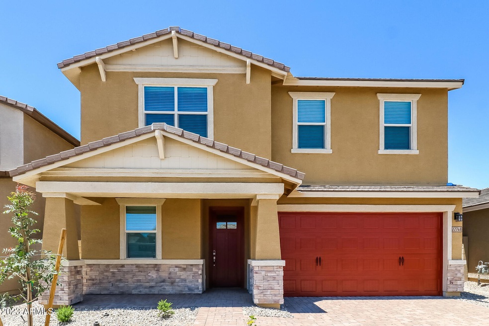 000-photo-hero-shot-12865596