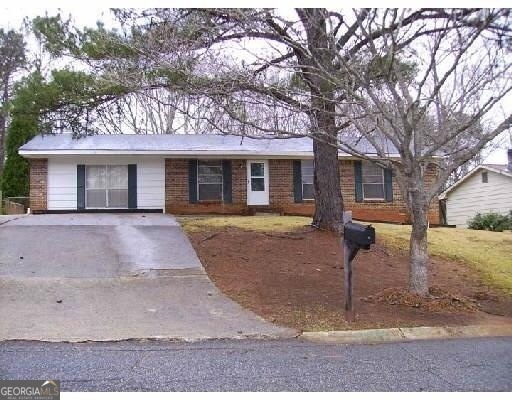 2862 Pam Place, Rex, GA 30273 - photo 1