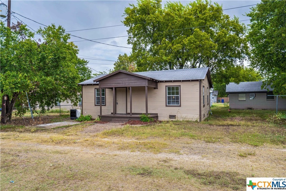 206 E Reagan Ave, Copperas Cove, TX 76522 - photo 1