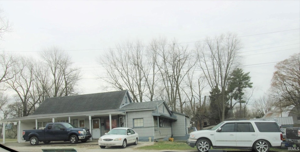 923 N West St, Princeton, IN 47670 - photo 1