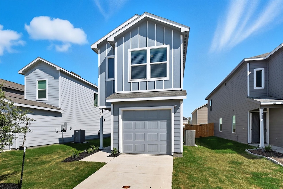 For Rent $1,700/month