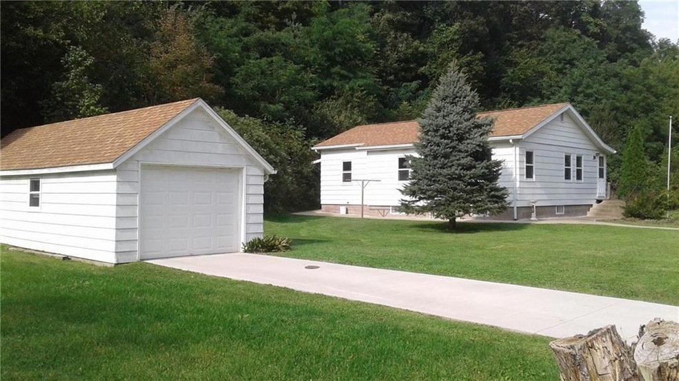 163 S Main St, Potosi, WI 53820 - photo 1