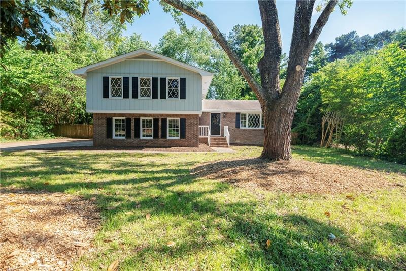 4135 Meadow Way, Marietta, GA 30066 - photo 1