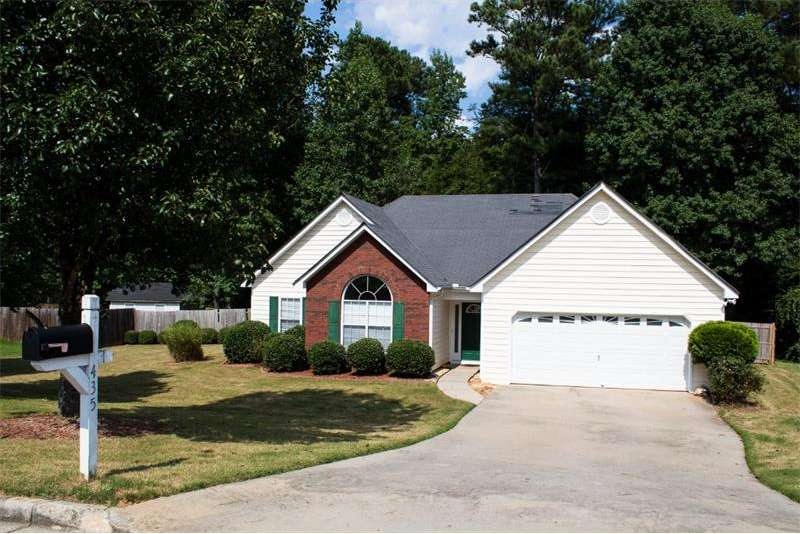 Move in condition Ranch style home