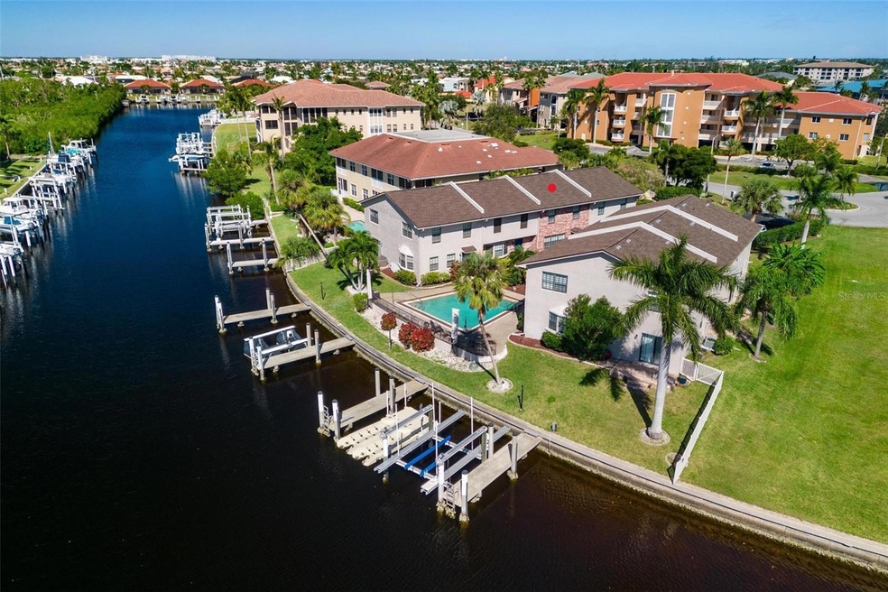 3335 Purple Martin Dr unit 2, Punta Gorda, FL 33950 - photo 1