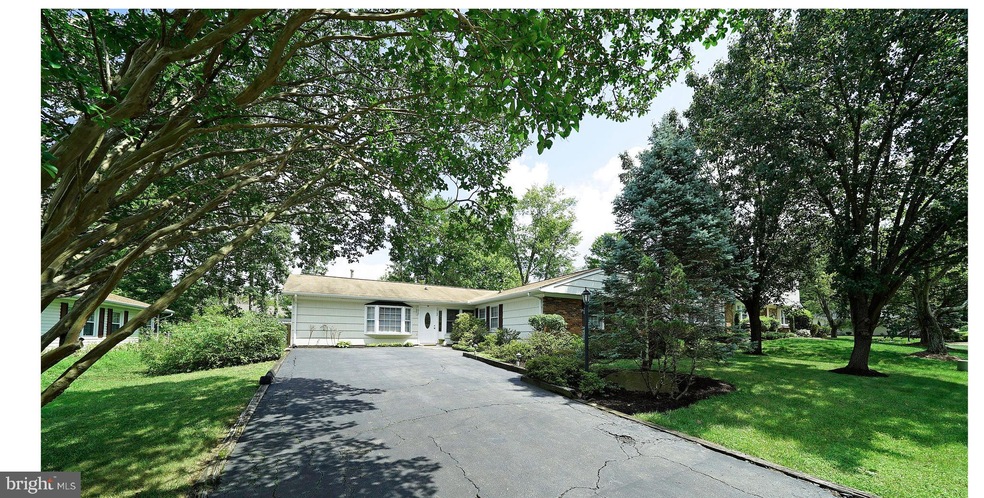 13152 Madonna Ln, Fairfax, VA 22033 - photo 1