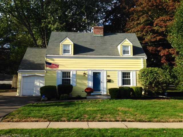 78 Ledgewood Rd, West Hartford, CT 06107 - photo 1