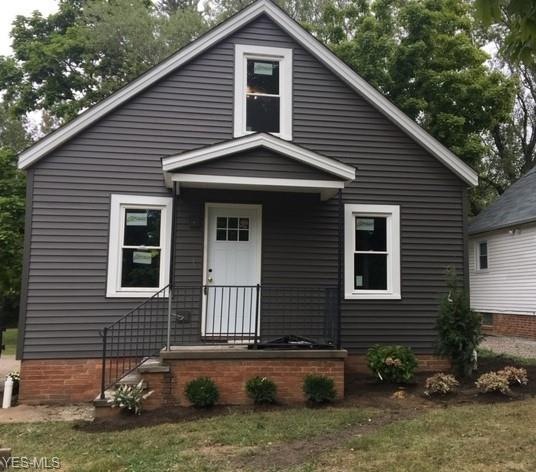 1739 E 298th St, Wickliffe, OH 44092 - photo 1