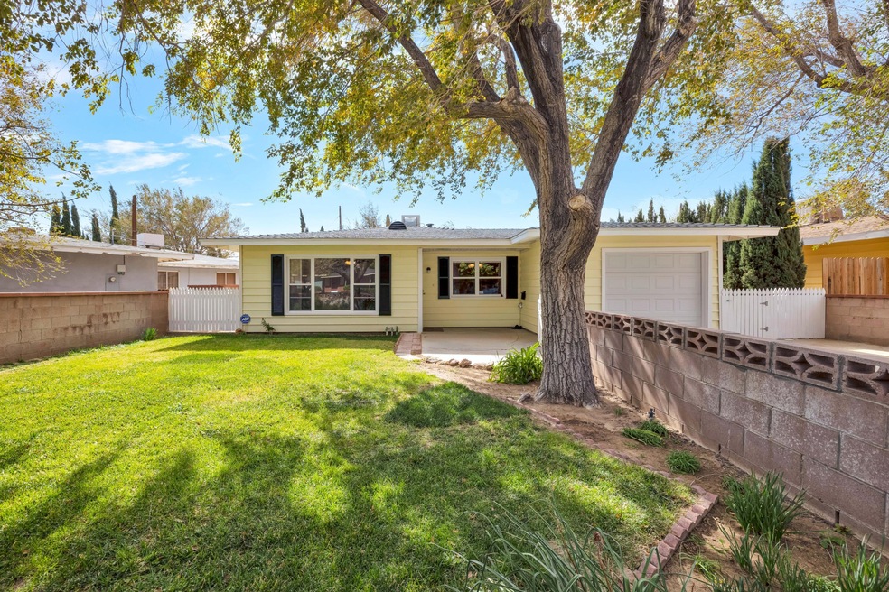 2026 Shasta St, Mojave, CA 93501 - photo 1